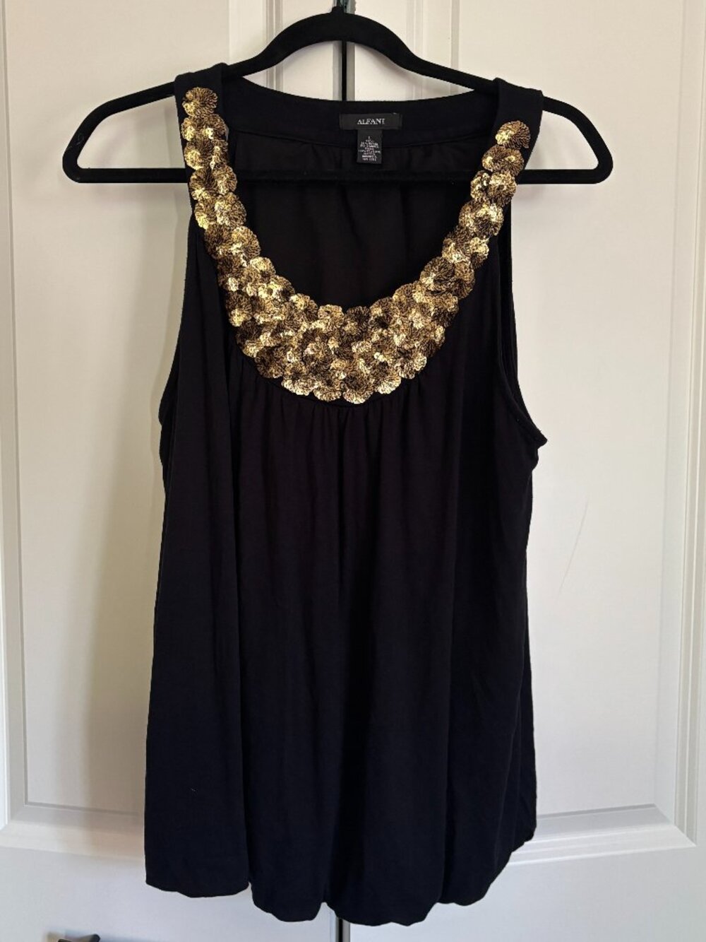 Alfani Gold sequin and black tank top - L - womens